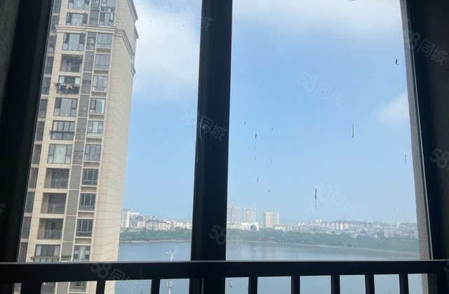 西海首府3室2厅94.41㎡56万二手房图片