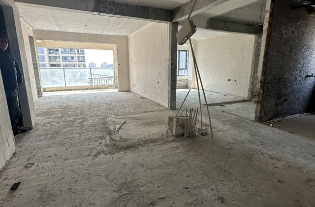 祥生世纪广场天玺4室2厅129㎡173.8万二手房图片