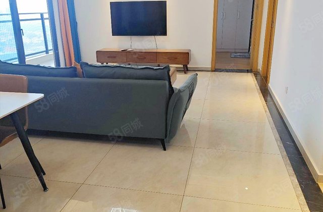 艺境松山湖3室2厅102.71㎡165万二手房图片