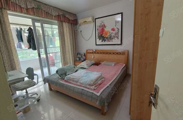 星光东昌丽都(南区) 4房 周边配套完善