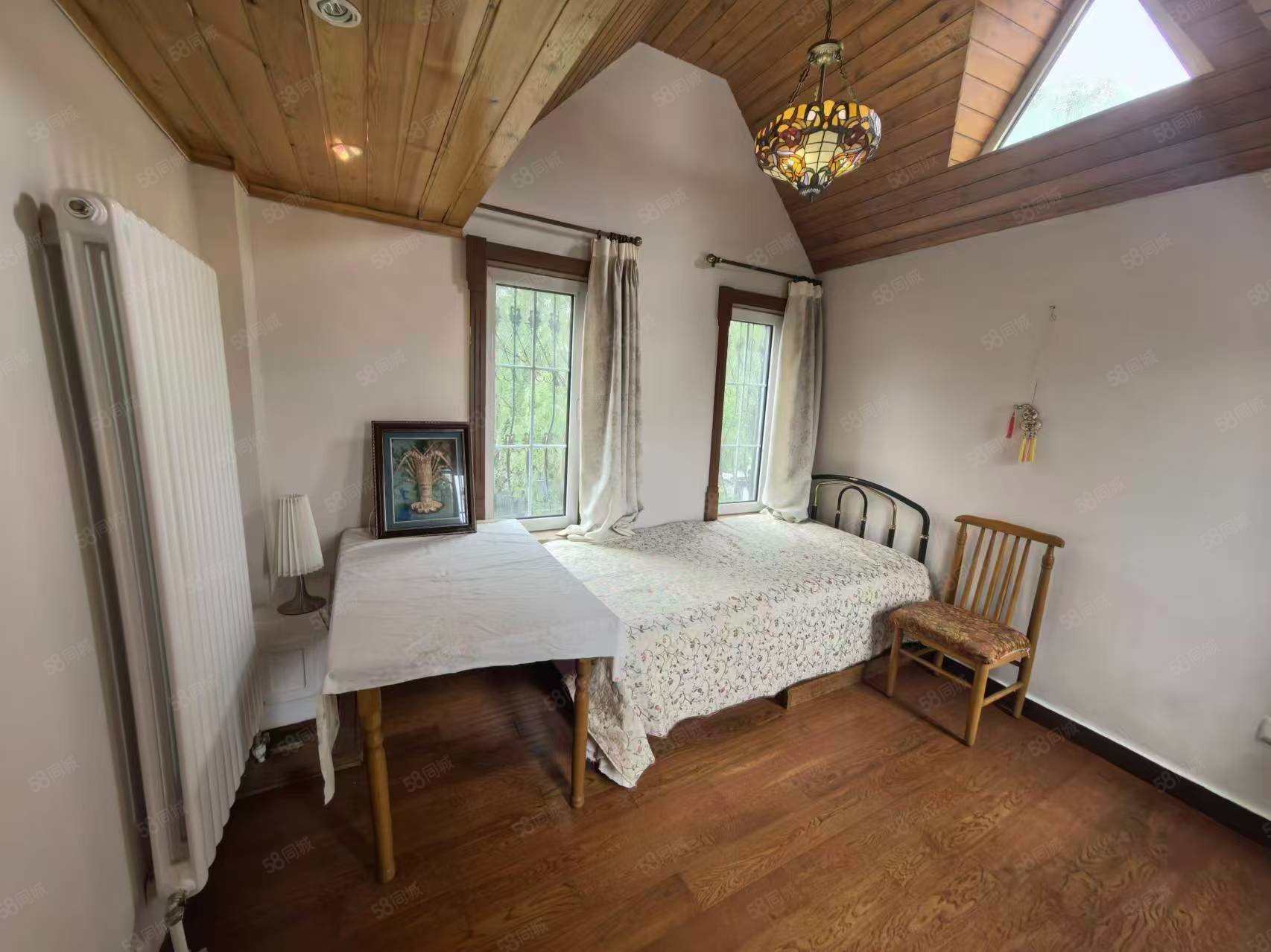 舜澤園(別墅)6室3廳3衛(wèi)230㎡東西550萬(wàn)