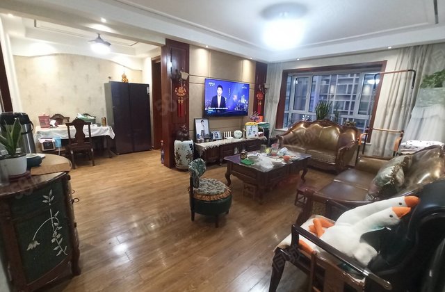 急售龙湾二期精装3室朝阳 带车位储 近文轩老一中外国语二实验