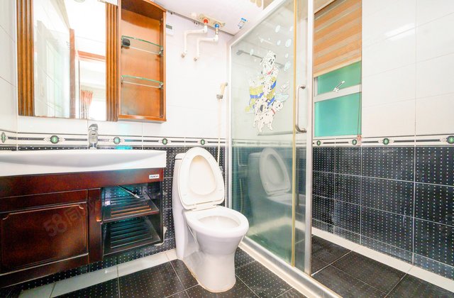 嘉英大厦3室2厅140.1㎡556万二手房图片