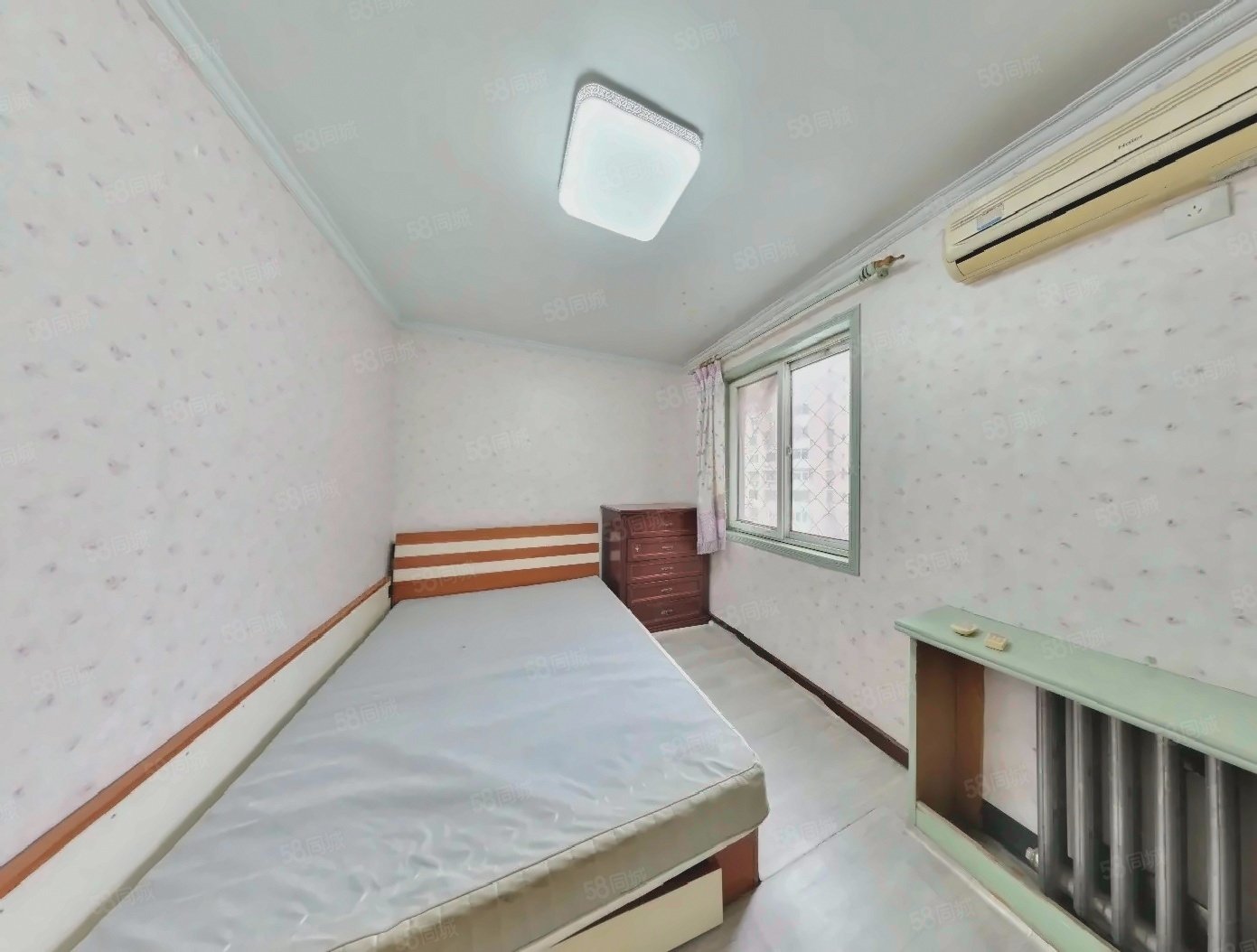 潘家園東里2室1廳1衛(wèi)72.74㎡西北338萬