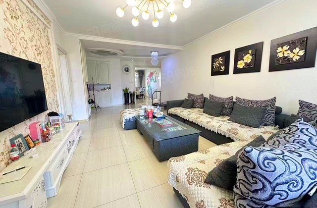 首地首城3室2厅144.59㎡78万二手房图片