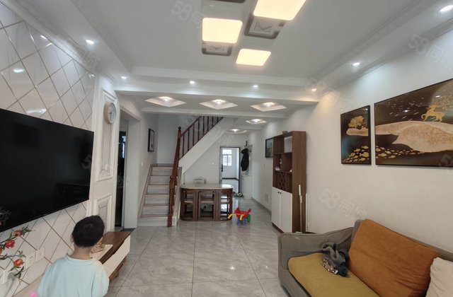 月季公园对面！精装复式，四室二厅双卫，送车位储藏室免大税