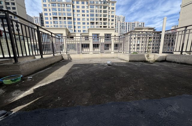 中梁壹号院(别墅)3室2厅3卫169㎡东南178万