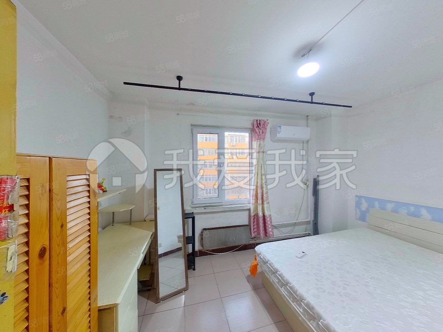 建材城西二里2室1廳1衛(wèi)58.29㎡東南225萬(wàn)