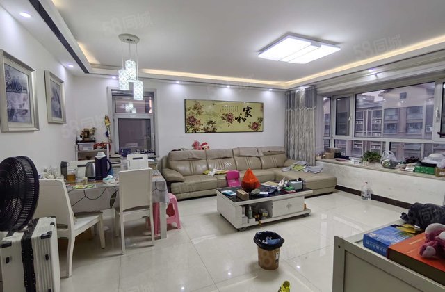 新东方龙湾在水一方电梯洋房南北通透三居室好楼层采光无遮挡