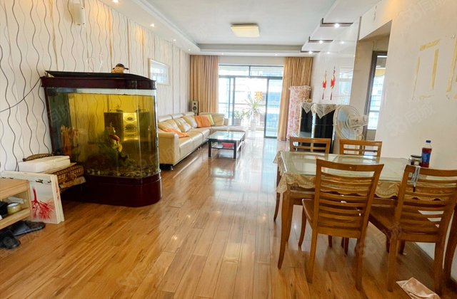 芳菲苑3室2厅115.59㎡90万二手房图片