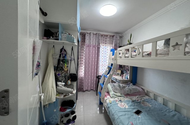 花园北路 中间好楼层 南北通透 有电梯 次新房 小三房