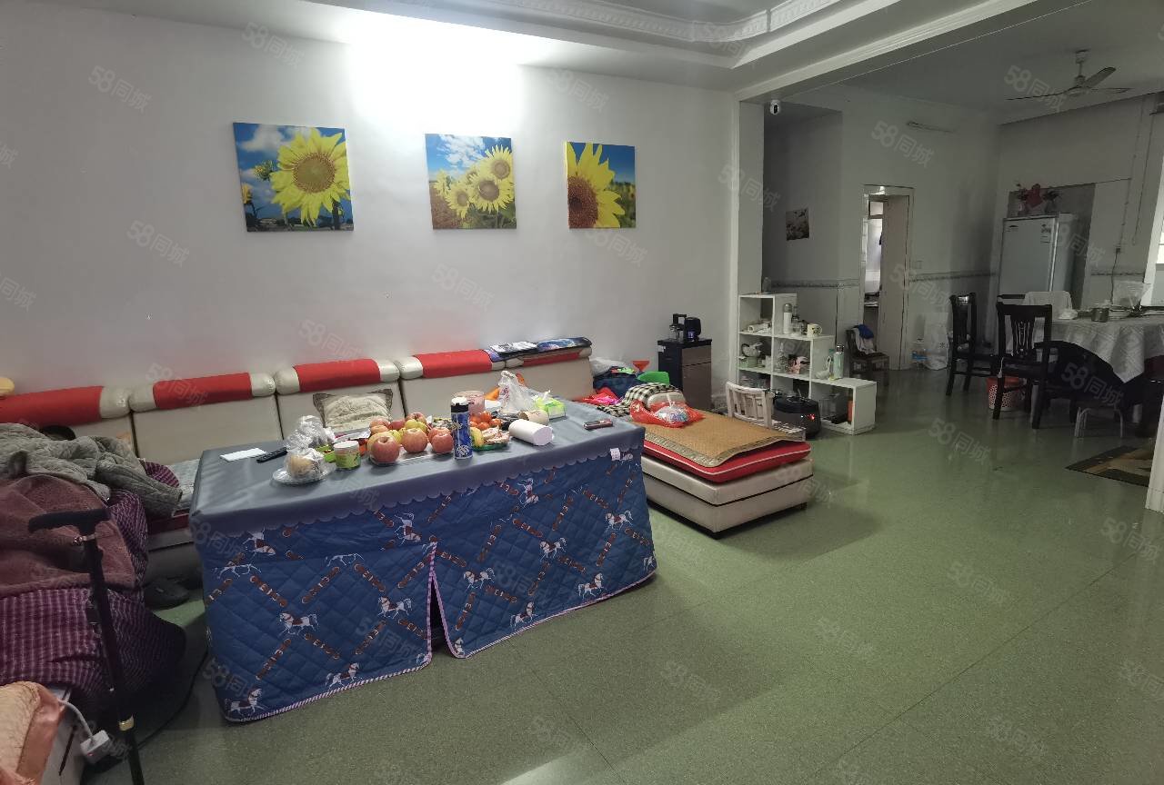 万象广场3室2厅2卫145㎡南65万