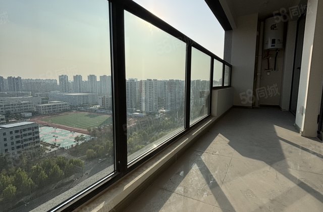 一实验，城市玖玺北区，三室带车位储藏室高层观景，看