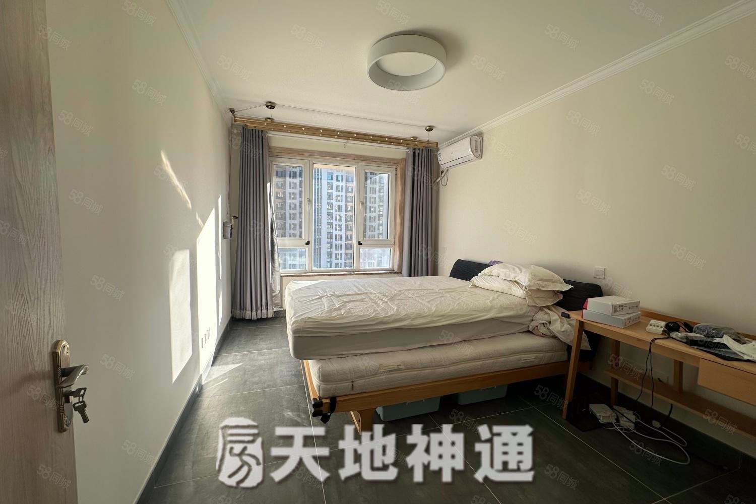 雁棲一品園(A區(qū))1室1廳1衛(wèi)79.32㎡南135萬