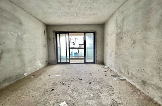 明景江南世家4室2厅130㎡105万二手房图片