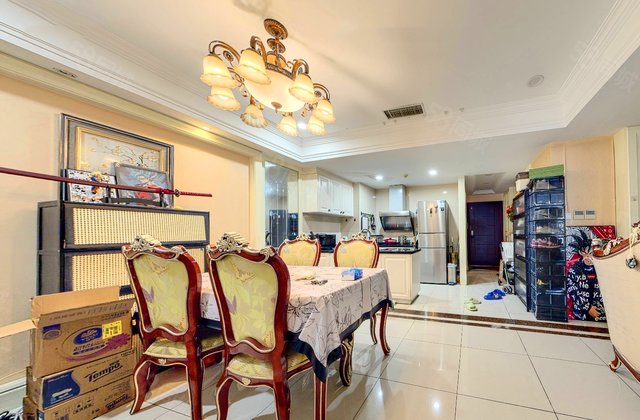 凤凰国际公寓2室2厅109.83㎡302万二手房图片