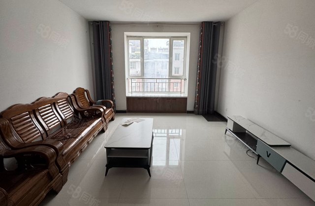 兰汀风景3室2厅124.72㎡88万二手房图片