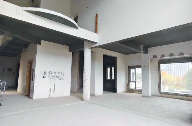 南湖里翡翠湾(别墅)7室2厅680㎡2300万二手房图片