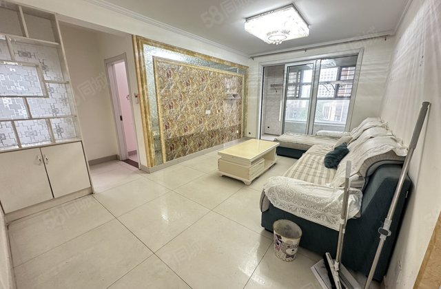 阿卡六期 三室两卫 户型好 好楼层 房东急售 随时看房