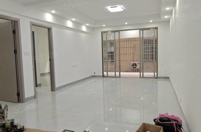 振兴住宅楼4室2厅111㎡48万二手房图片