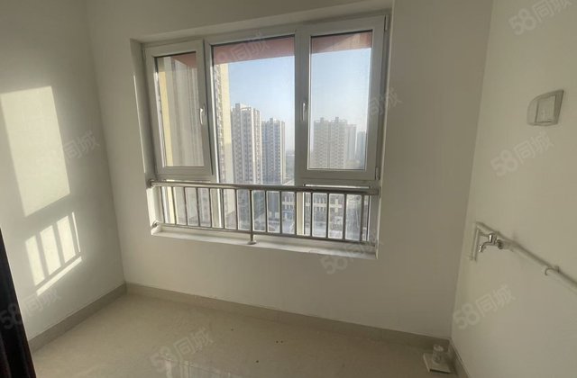 走一手 区政府旁 新房未住 单价4000多 随时看房 路庄