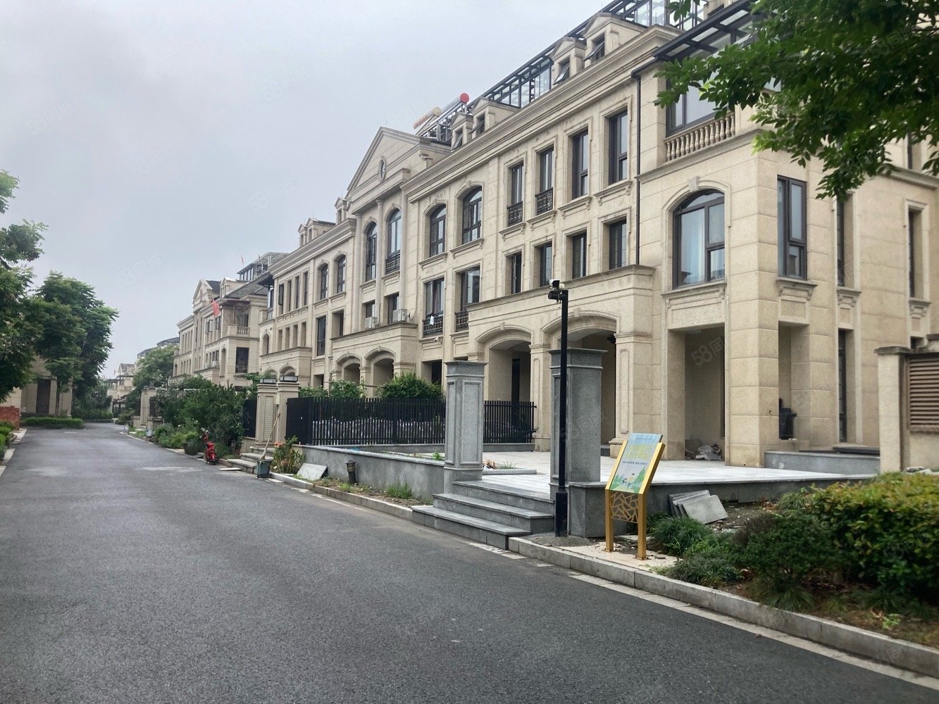 750万买紫御府边套排屋大花园土建已做好位置好