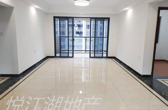 怡翠尊堤4室2厅123.2㎡178万二手房图片