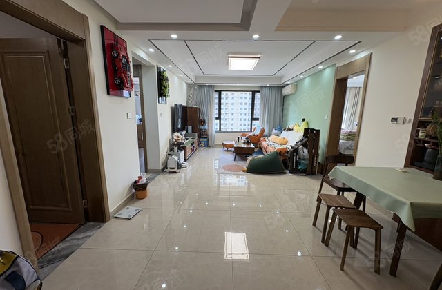带车位送充电桩新一中 民生   市医院分院 颐中外国语