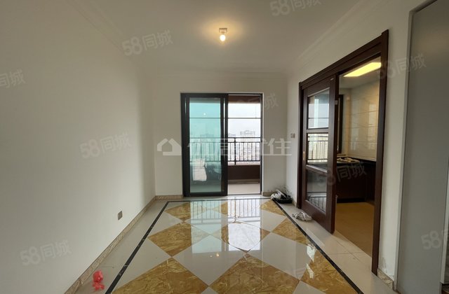 碧桂园凤凰城4室2厅131㎡95万二手房图片