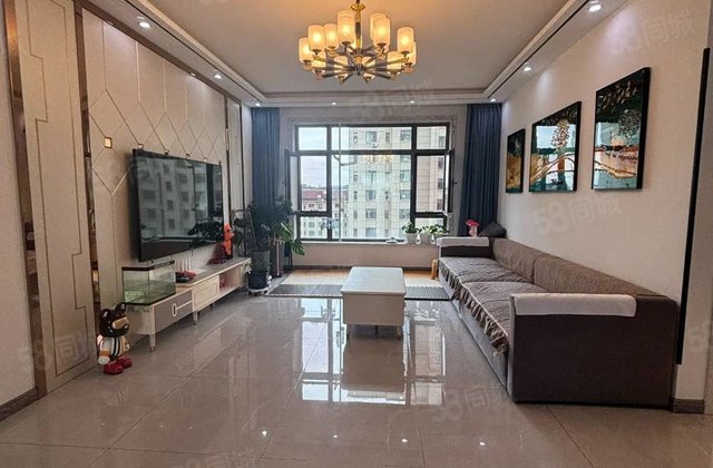 塞纳阳光3室2厅2卫136㎡南北76.5万