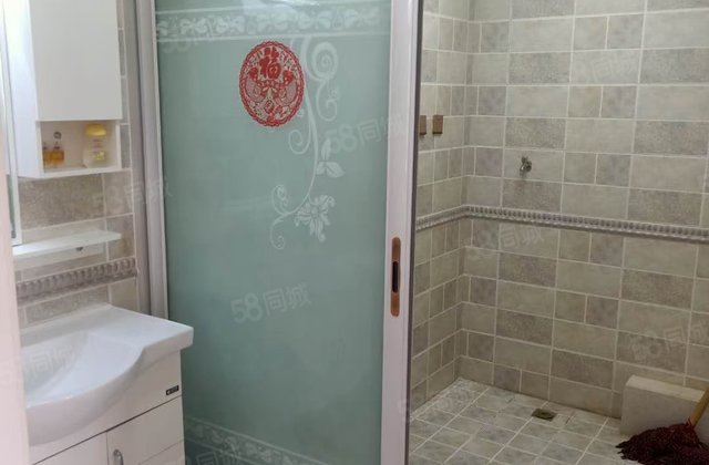 金泰大厦3室2厅118.21㎡79万二手房图片