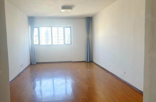 昆铁家园住宅小区3室2厅110㎡180万二手房图片