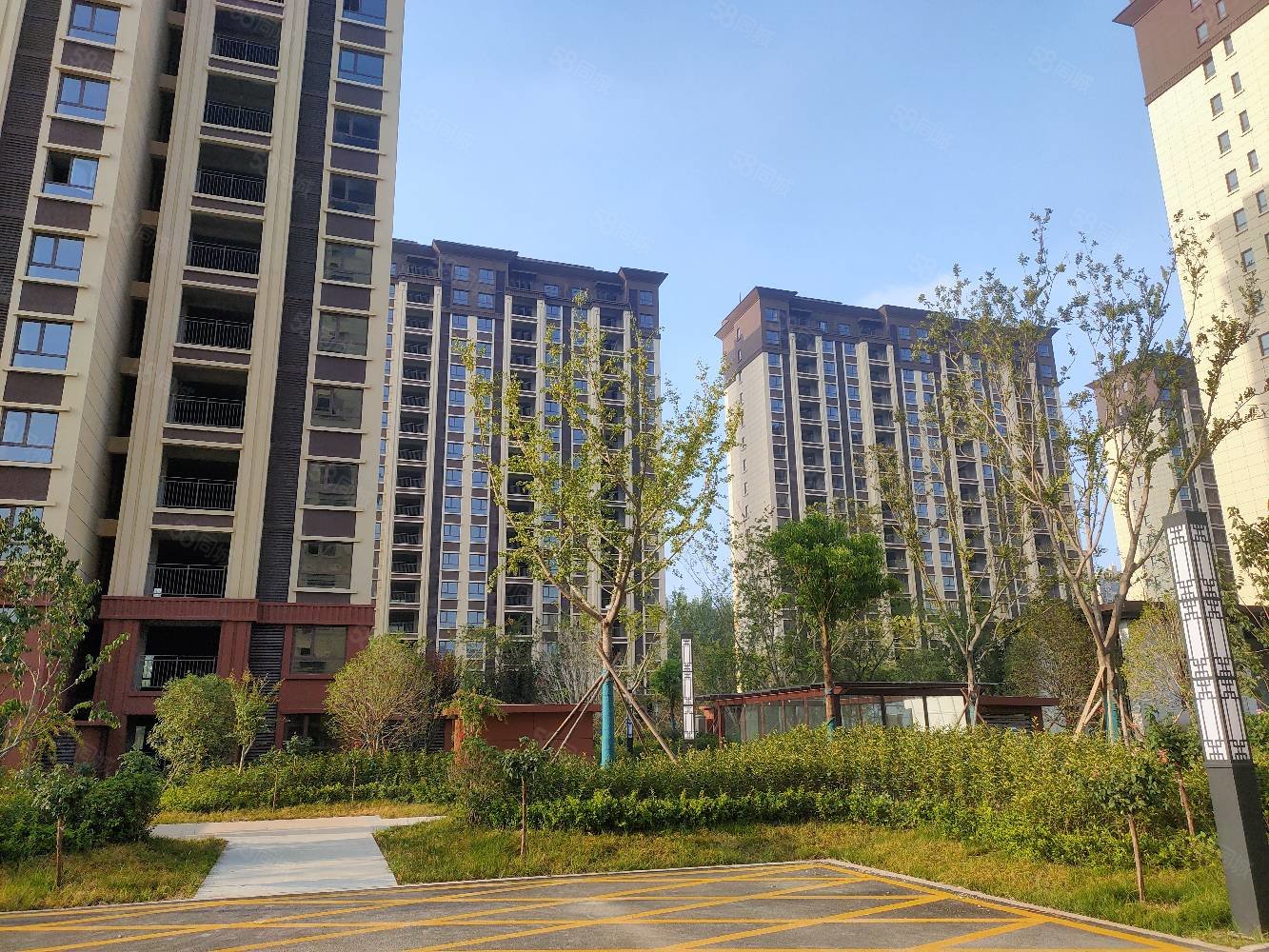 坤禧天安世家(一期)3室2厅2卫120㎡东南72万