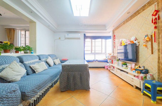 泊林晶城3室2厅92.43㎡56万二手房图片