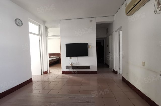 老文轩 山水文园旁 一中家属院 电梯5楼 标准3室 免大税