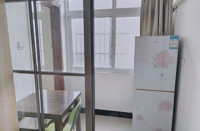 东方新世界(C区)1室1厅27㎡18.5万二手房图片