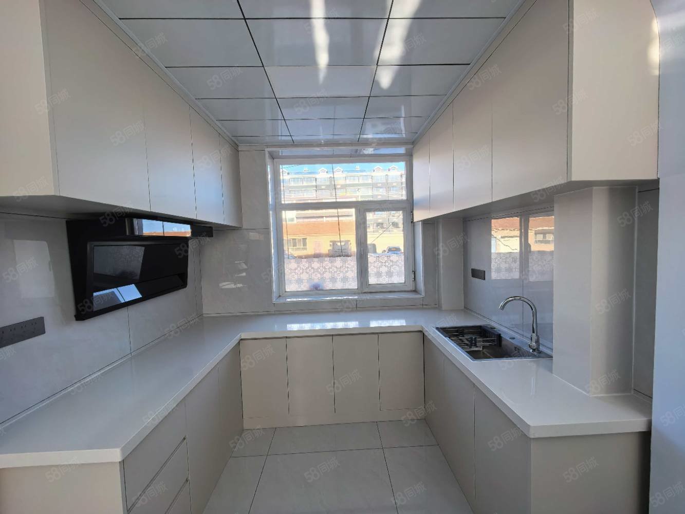 乌煤公司生活小区2室2厅1卫78㎡南北38万