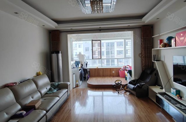 月亮湾C区136个平方运河边上 香江商圈 育红和