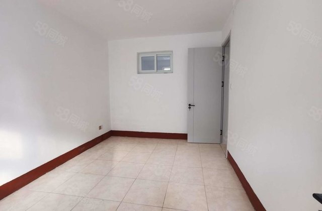 市中心 上 东昌 二楼 两室 国棉厂家属院 方便看房