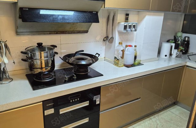 五龙小区(西区)3室2厅121.58㎡168万二手房图片