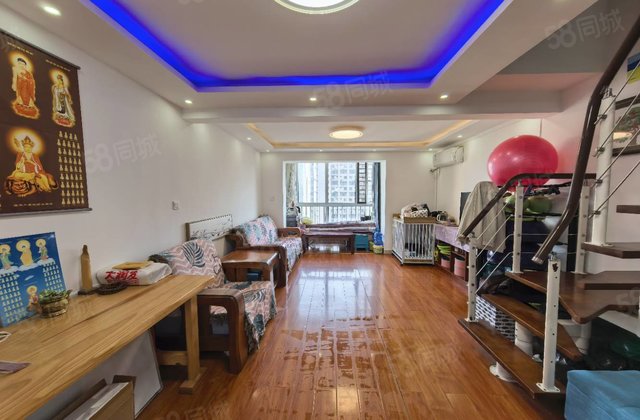 当代 精装温馨大两居 带所以家具家电 包过户