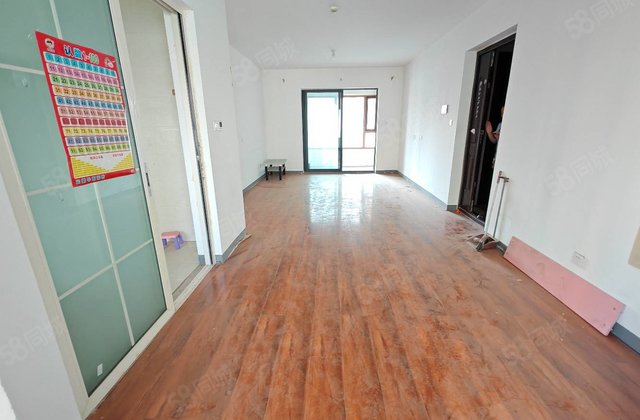 徒骇河聊大旁 二中 锦绣学府三室两卫 带车储 免大税 有钥匙