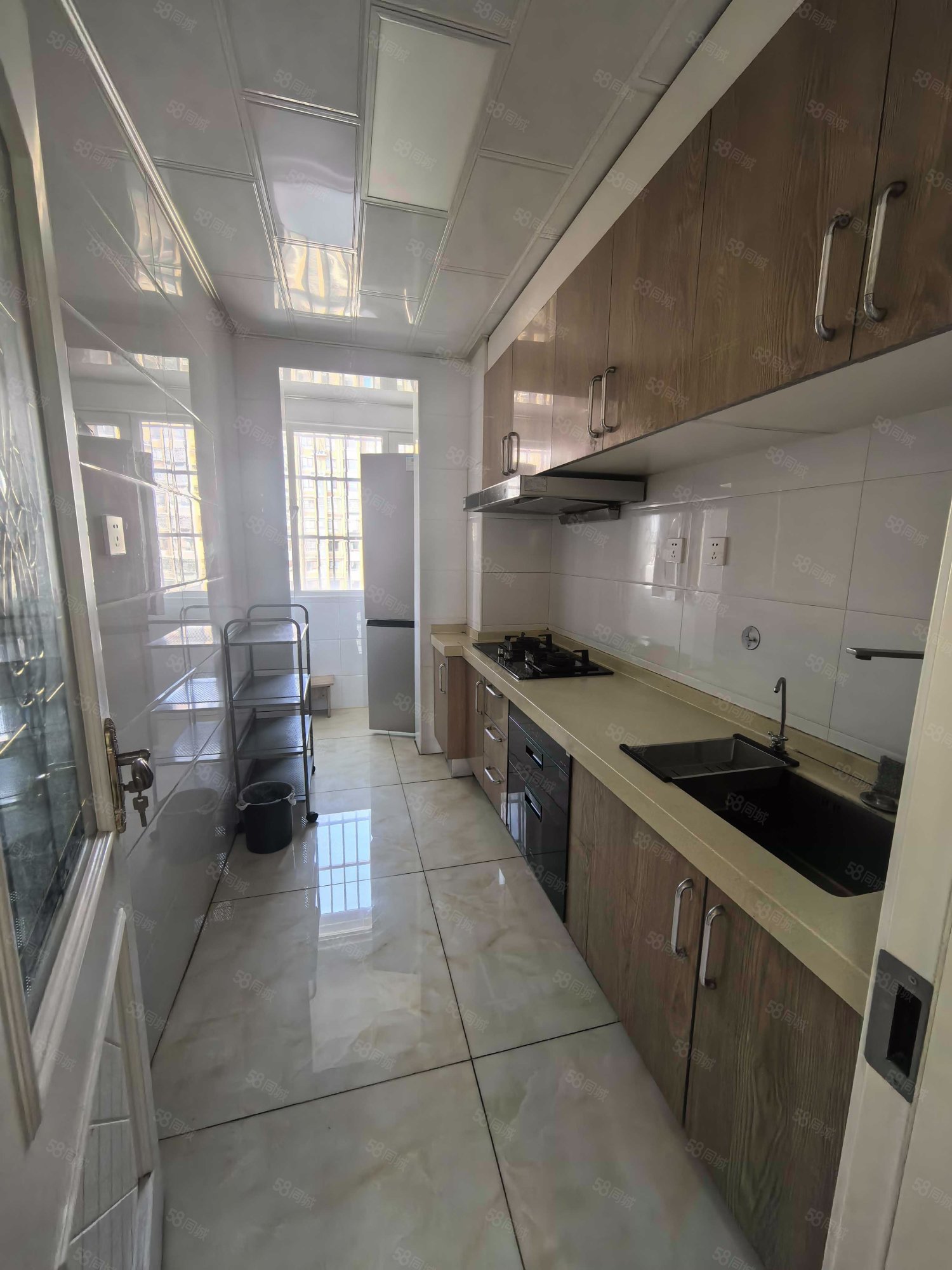 佟馨家園A區(qū)2室1廳1衛(wèi)87.35㎡南260萬