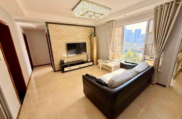 润扬双铁广场3室2厅75.99㎡99.8万二手房图片