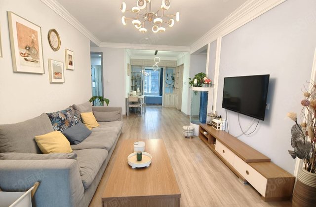 105 ！二中文苑锦绣学府121平3室2厅2卫精装双阳台带储