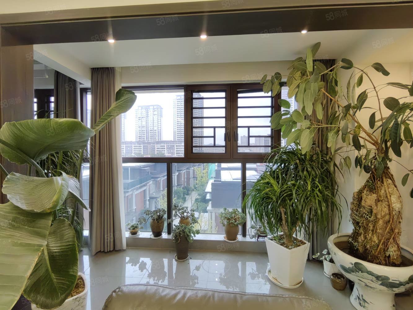 乌蒙水乡3室2厅2卫124㎡南北98.8万