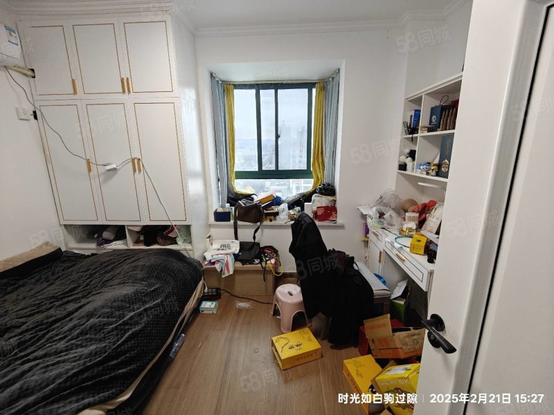 百年香樟花园3室4厅2卫148㎡南北79万