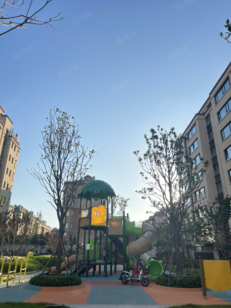 8平,三室双卫,兴业大连花园6期(南区)-日照58同城