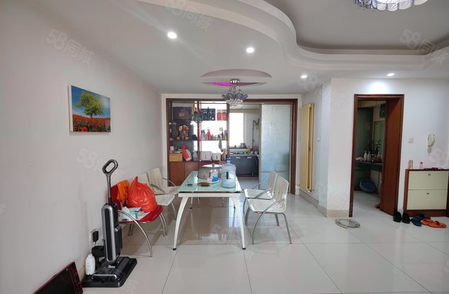 芙蓉商厦3室2厅177.83㎡77.8万二手房图片