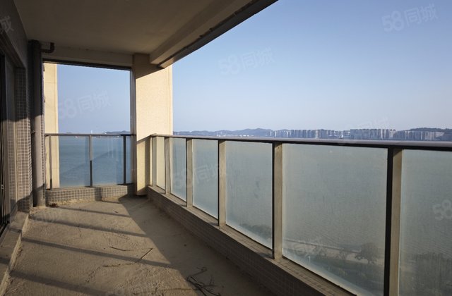 龙光世纪海岸4室2厅201.13㎡418万二手房图片